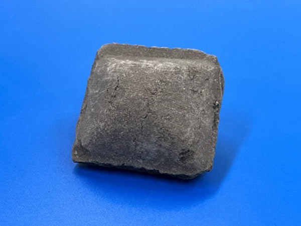 Titan Briquette